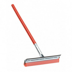 Pulivetro con manico in legno